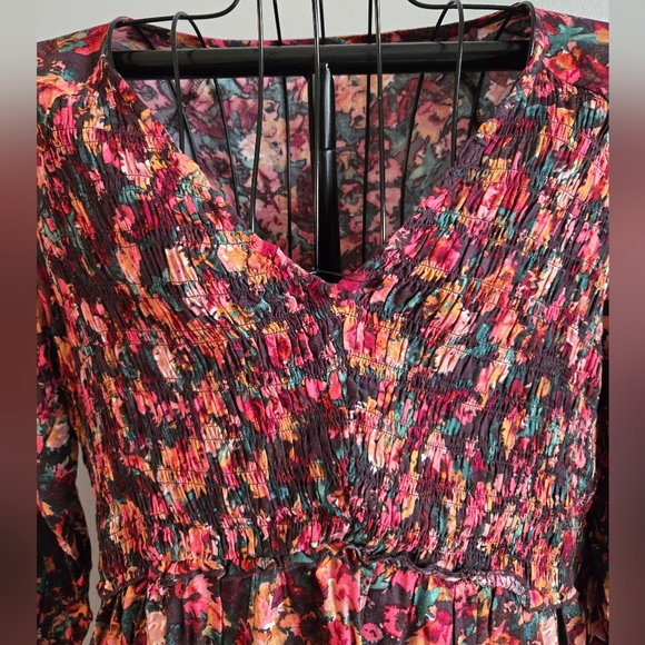 Maurices Floral Smocked Tunic Blouse - Picture 4 of 9